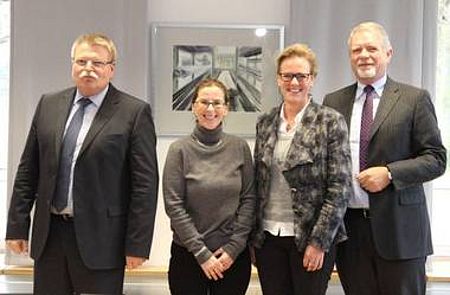 Bürgermeister von Werdohl mit Vertretern von VDM Metals